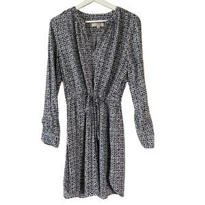 Loft Women’s Size M dress navy/cream, v-neck, tied waist, cuff or roll sleeves